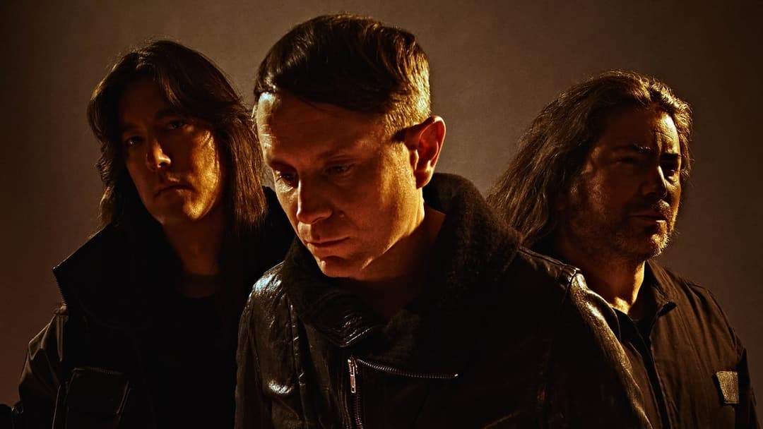 HEALTH x CARPENTER BRUT