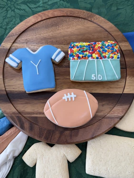 Image for event: Drop-n-Decorate Cookie Kit (August)