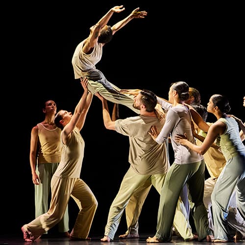 Image for event: Limón Dance Company