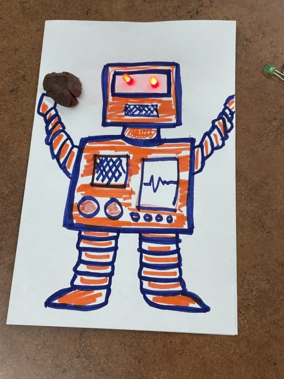 Powered by Women: Crafting Cards with Circuits at the Utah STEM Action Center | Utah Historical Society