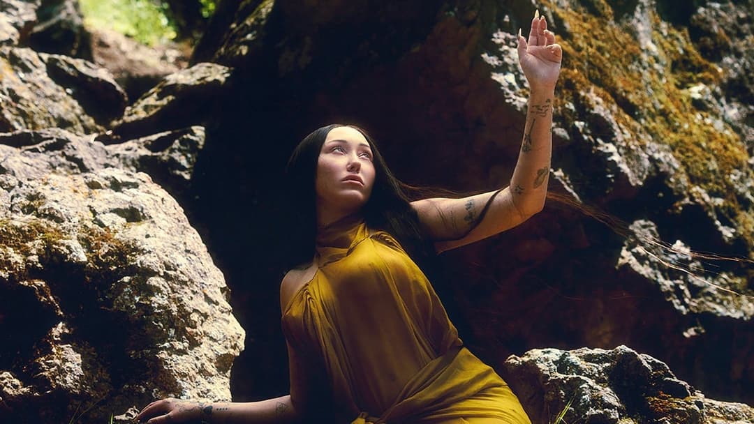 NOAH CYRUS - I WANT MY LOVED ONES TO GO WITH ME